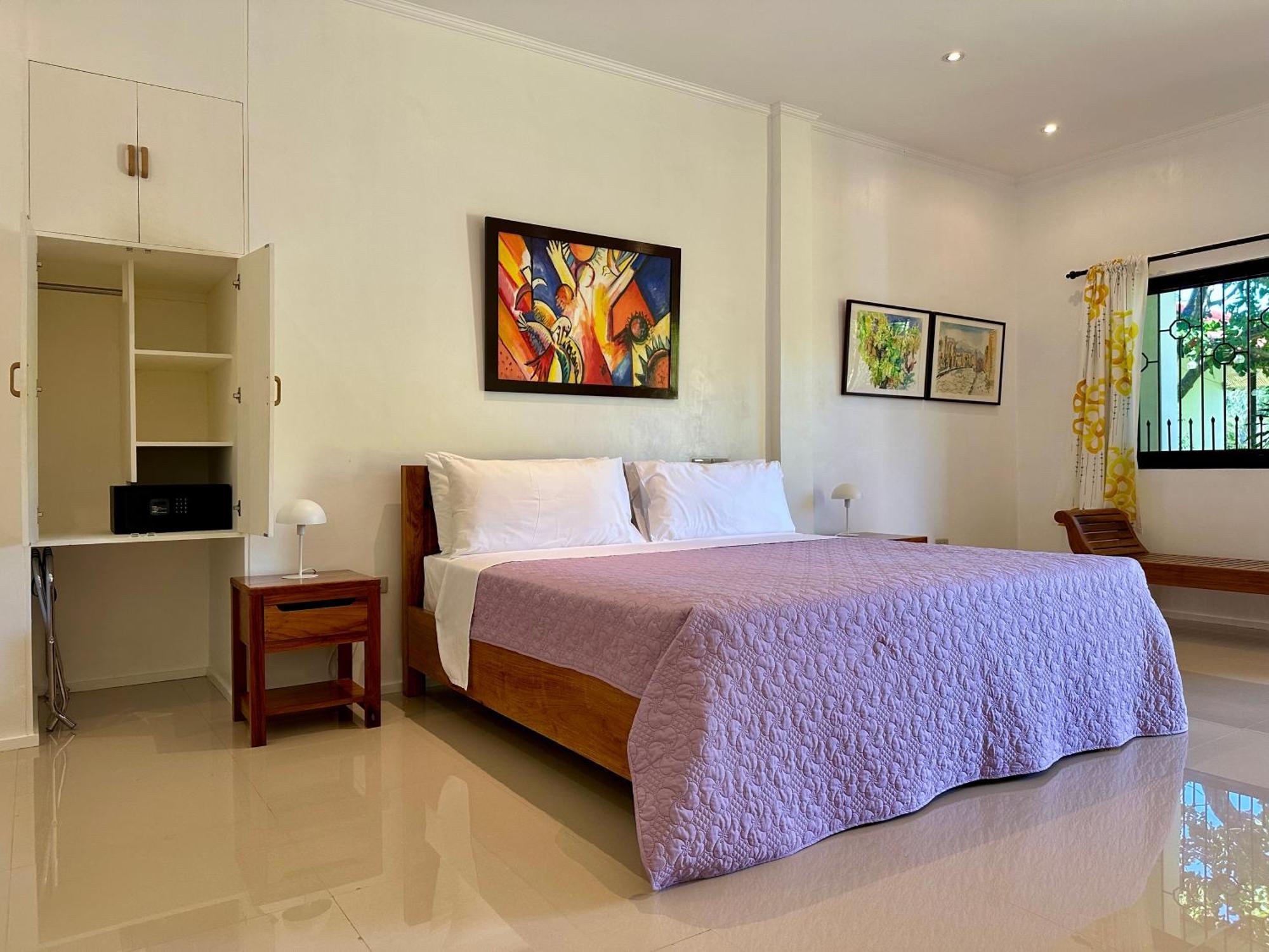 Strutz Art Garden Resort Bangued Экстерьер фото